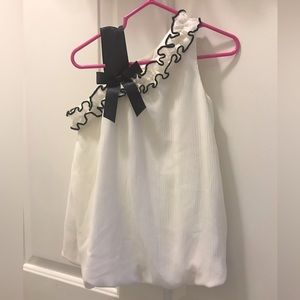 Beautiful & unique Rare Editions girl’s size 4T black & off-white dressy top